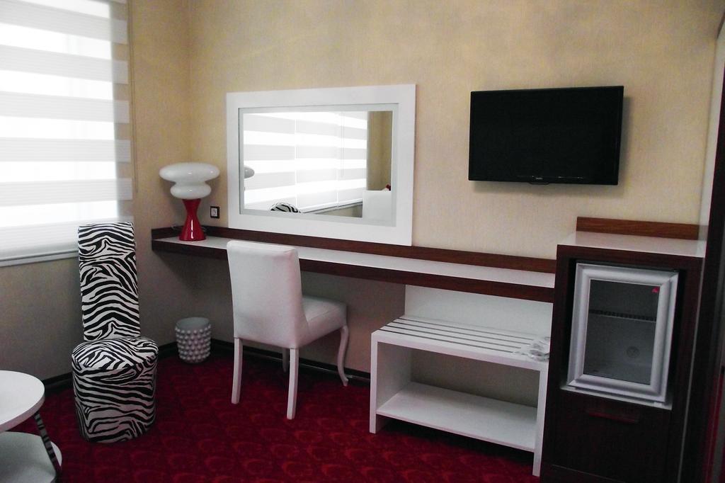 Ismira Hotel Ankara Zimmer foto